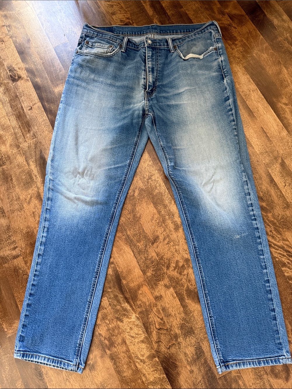 Levi's Men's Faded Blue Straight Jeans